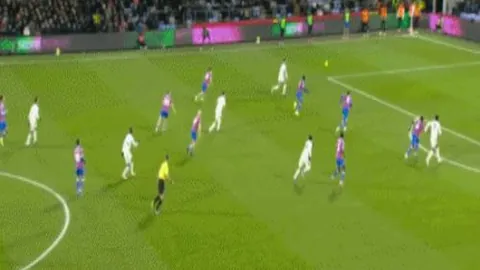 41秒神来之笔！埃泽力挽狂澜，阿森纳2-0逆袭热刺，优势扩大！